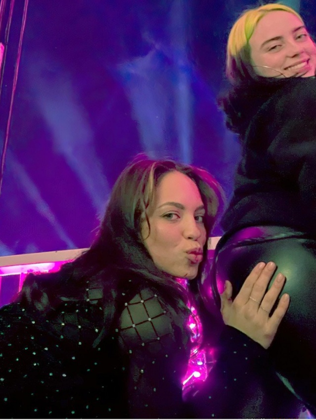 Znana piosenkarka Bellie eliish pijana nago i sekstaśmy pokazała link poniżej 11