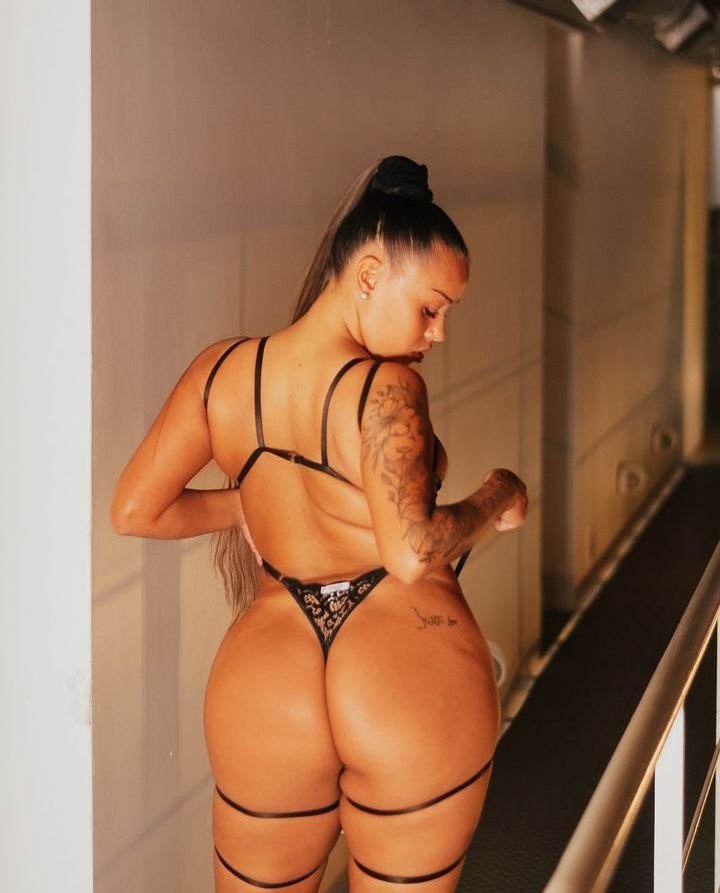 Yamila Ballester Rosarina vip trola 4