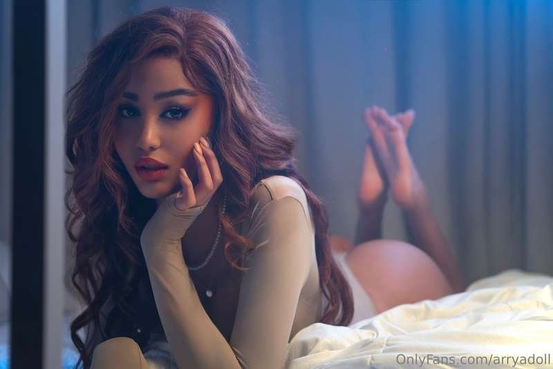 Trans Arryadoll Goes Wild in Tranny Fuck 40