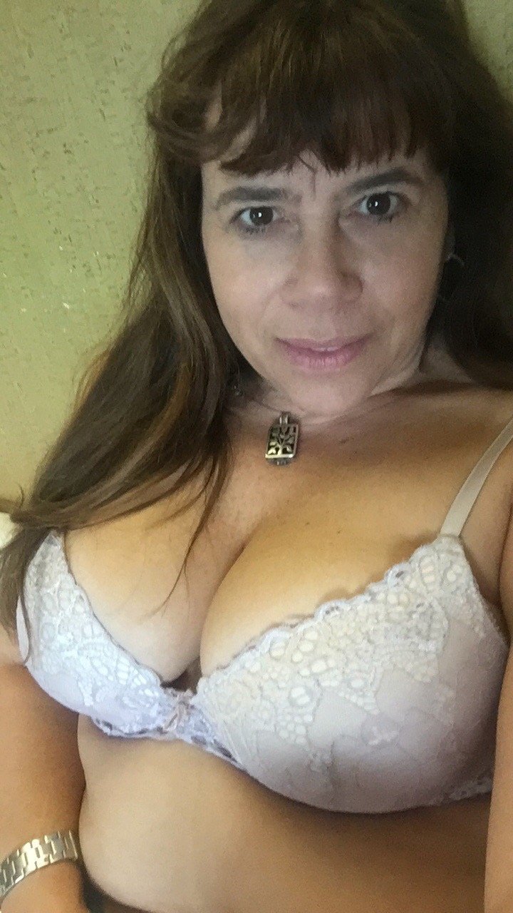 Nonna latina grassa 13