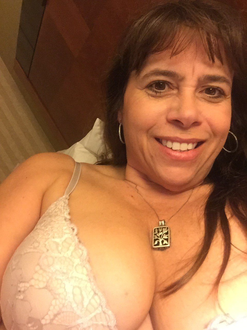 Nonna latina grassa 15