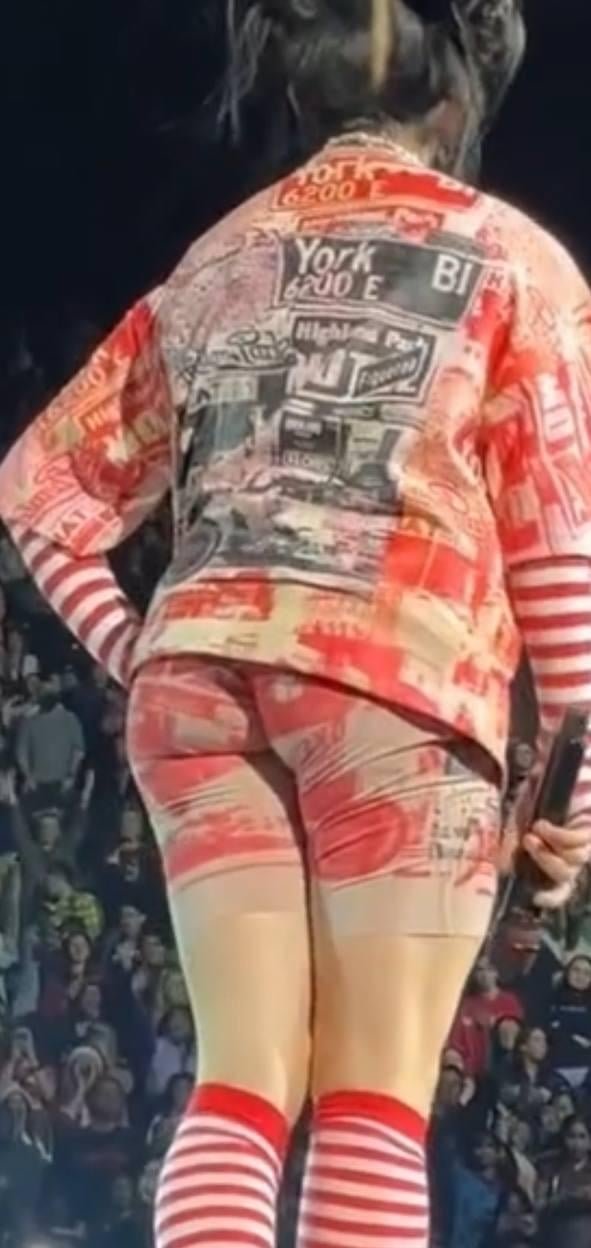 Billie 3llish 28