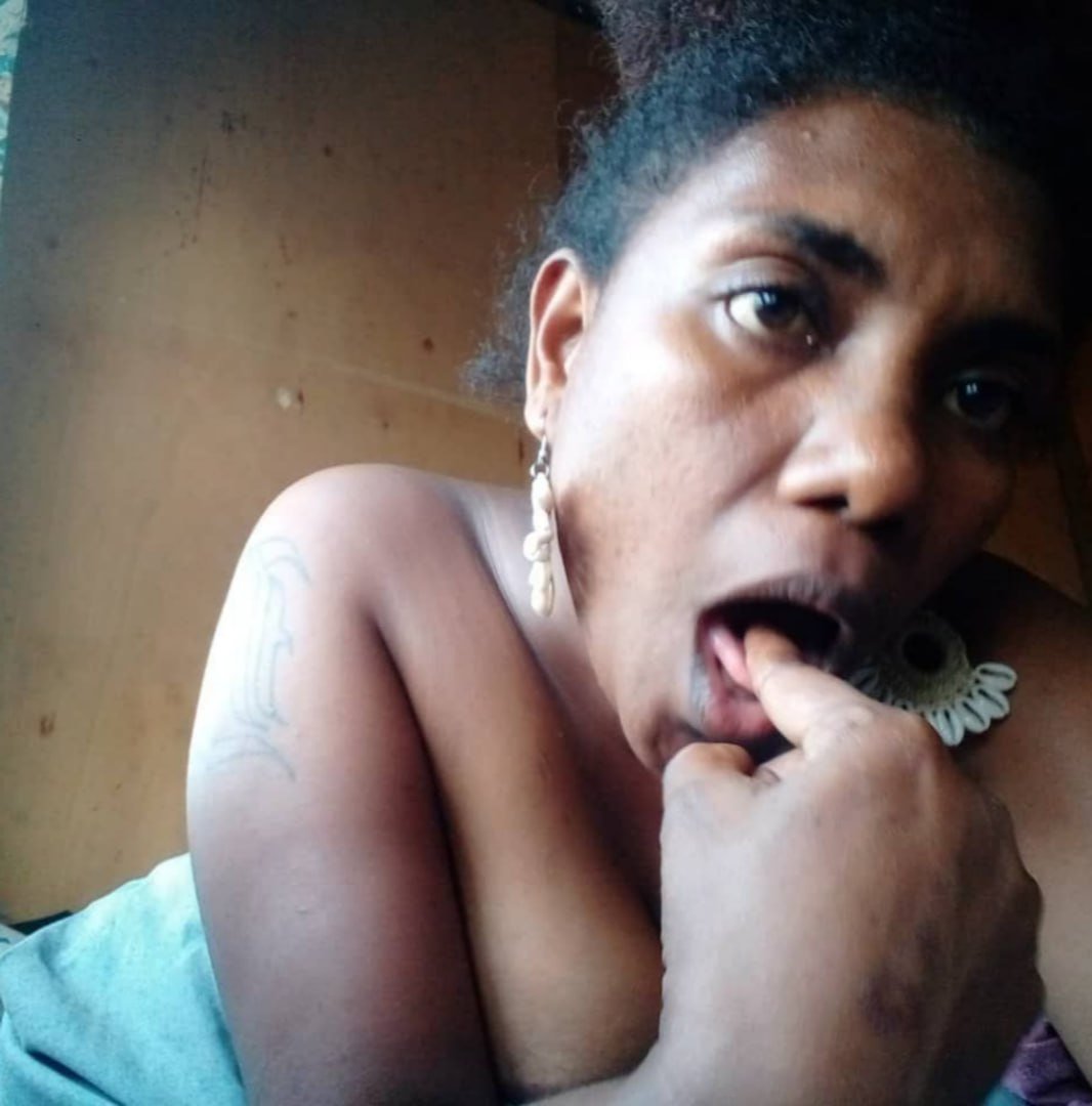 Png Milf spread kan 10