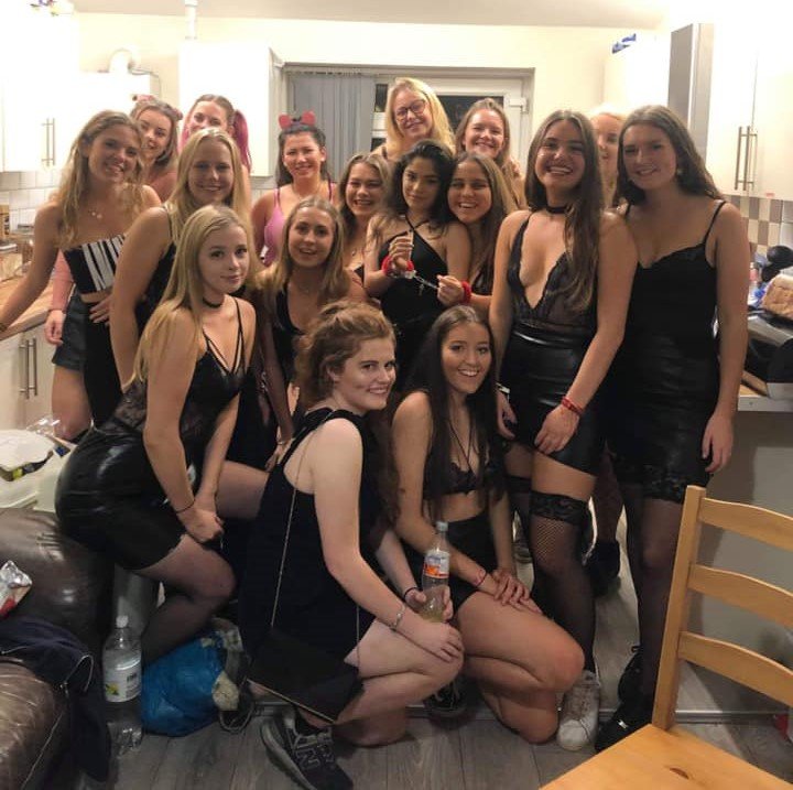 Sweet Uni Sports Group Turns Into Wild Orgy Fun 3