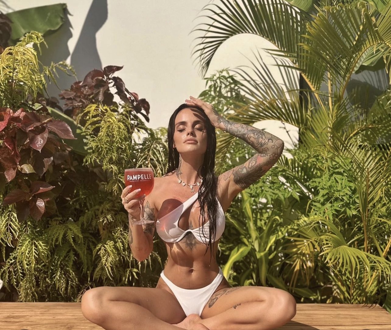 Tattooed Milf In Bikini Showing Off Her Perfect Curves 34