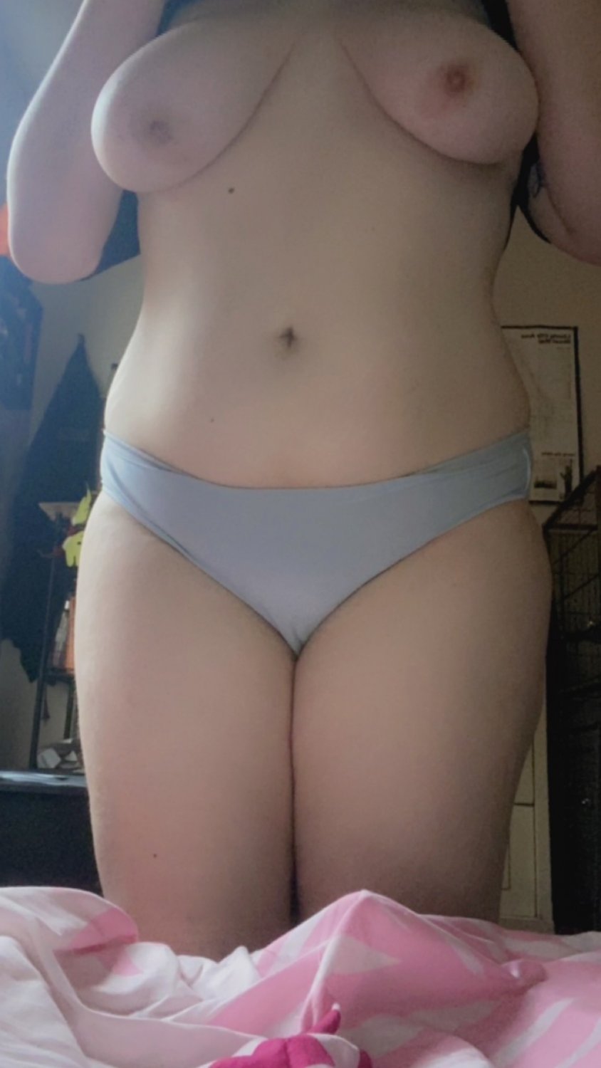 Jaden - camgirl / nowicjuszka 19