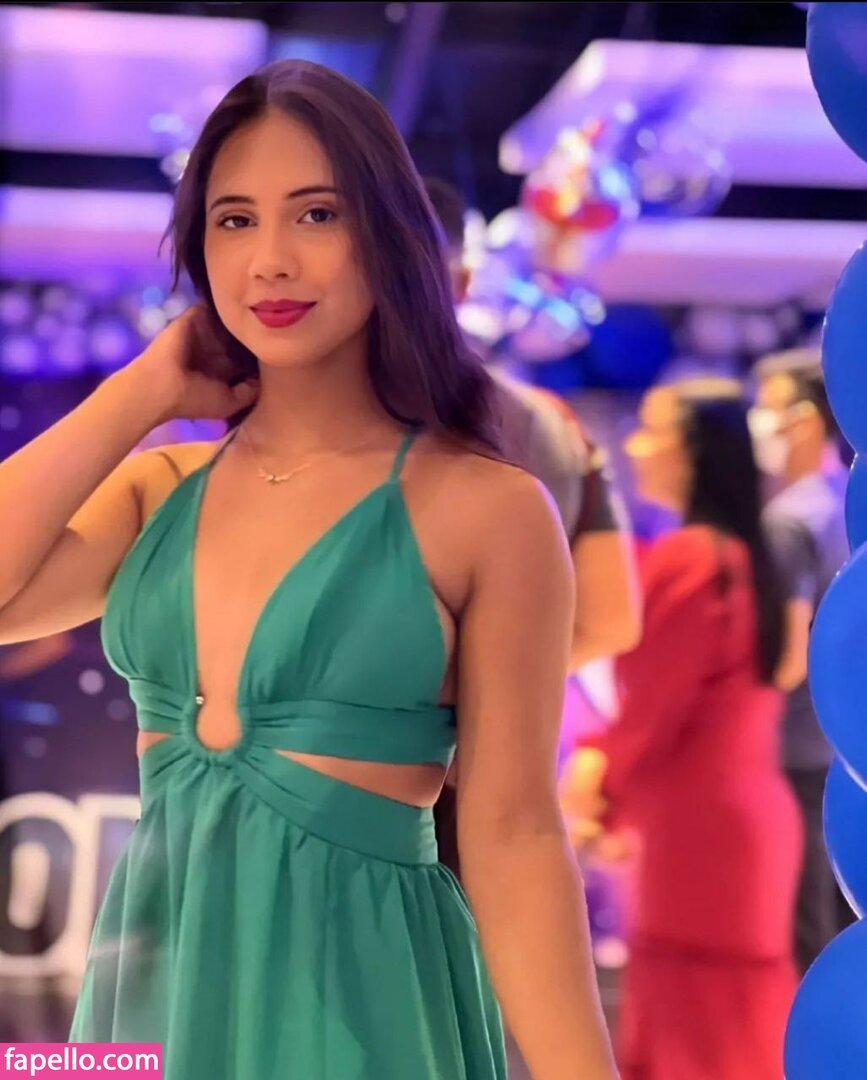 Fuckable Gesicht, Yummy Tits, Mouth-watering Butt, Phat Body, Was ist nicht zu lieben über diese erstaunliche Hoe 3