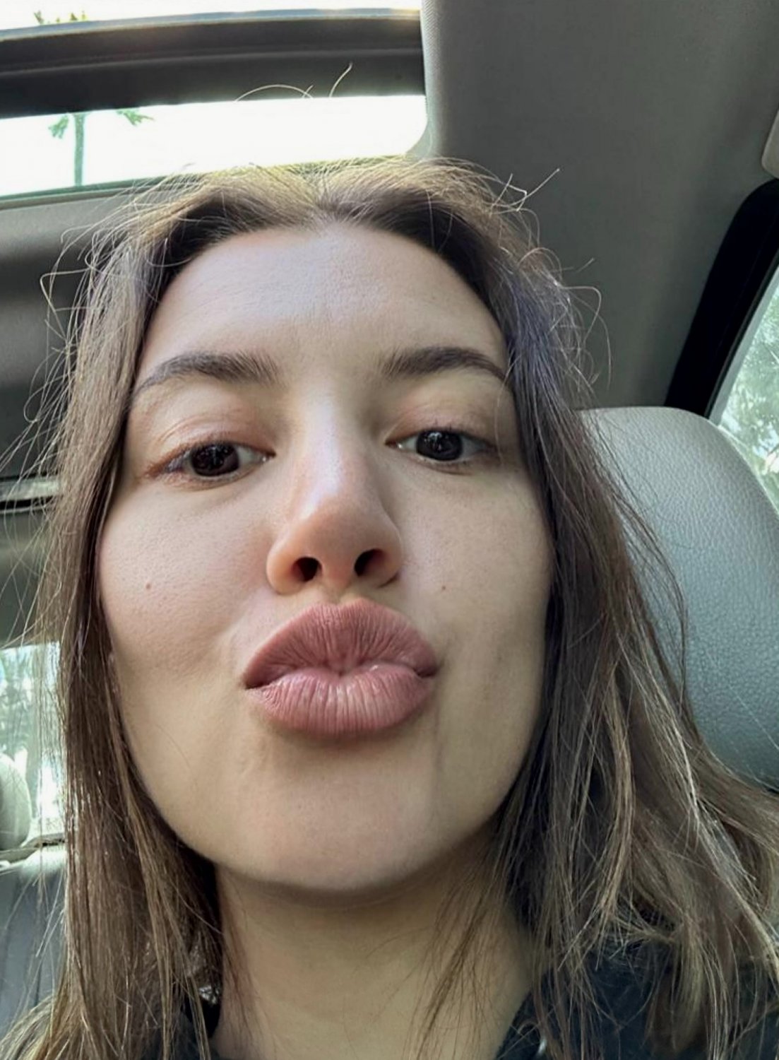 Mi bacerai su queste labbra o sottoterra... 1