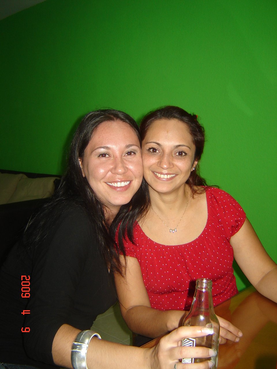 Agapornis bisexual con apetito de polla negra Parte 1 3