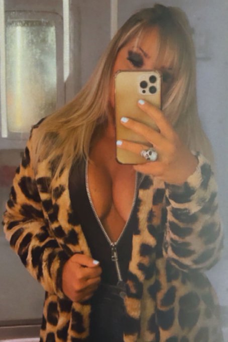 MILF Alert — Big Curves, Bigger Desires ???????? 17
