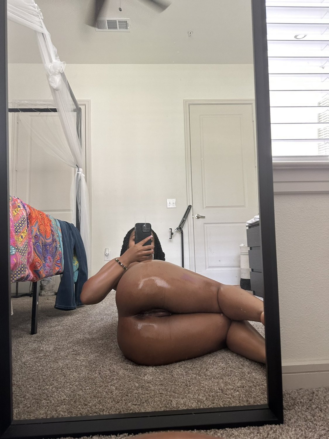 85AADAD5-0353-4181-991D-4D19B45AE68F 1