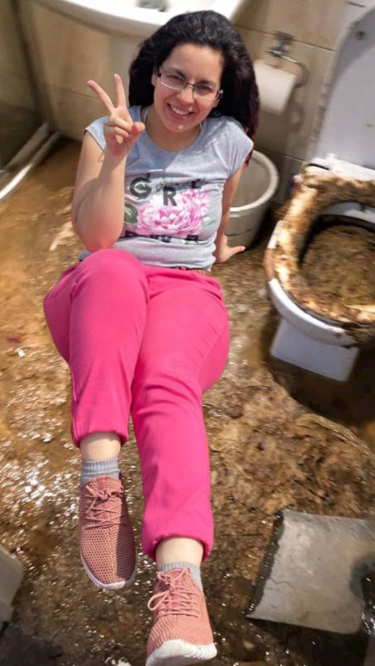 Hottie pukes and shits in scat-fueled fuck 1
