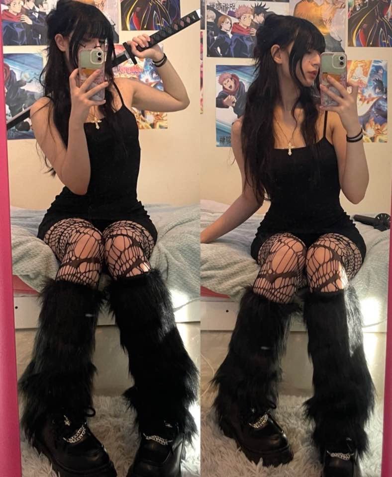 Cute Goth Girl Teasing With Her Pierced Nipples And Tight Body 7