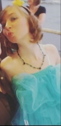 Tifany B. che espone tutto, Scoprire l'ex dolcezza 12