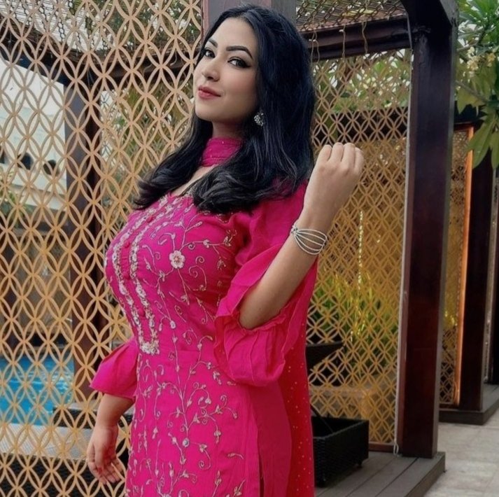 Bangladeşli Büyük göğüsler tiktoker Tashruva 2