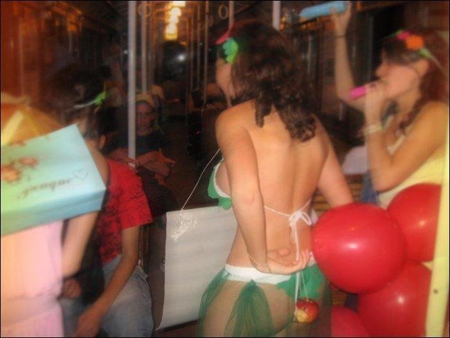 Un vero addio al nubilato 50