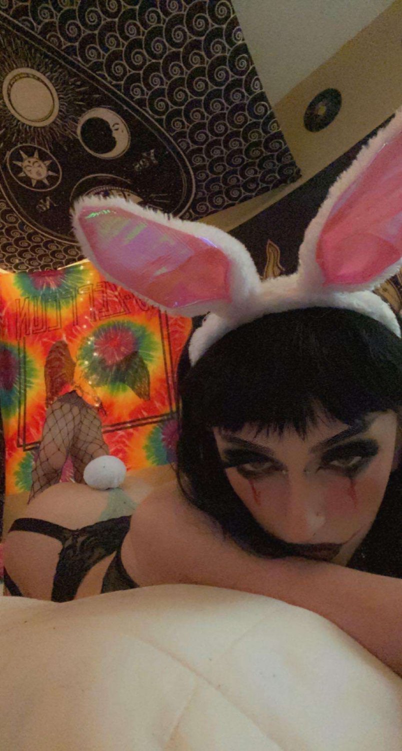 Evan Reed, Mini-Goth, ehemaliger OF-Inhaltsersteller (Tulsa, OK) 22