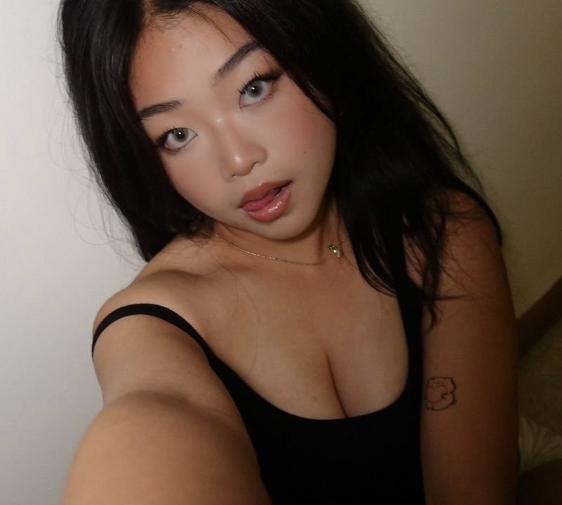 Adolescente ABG fértil pronto para ser bombeado com esperma (19) 9