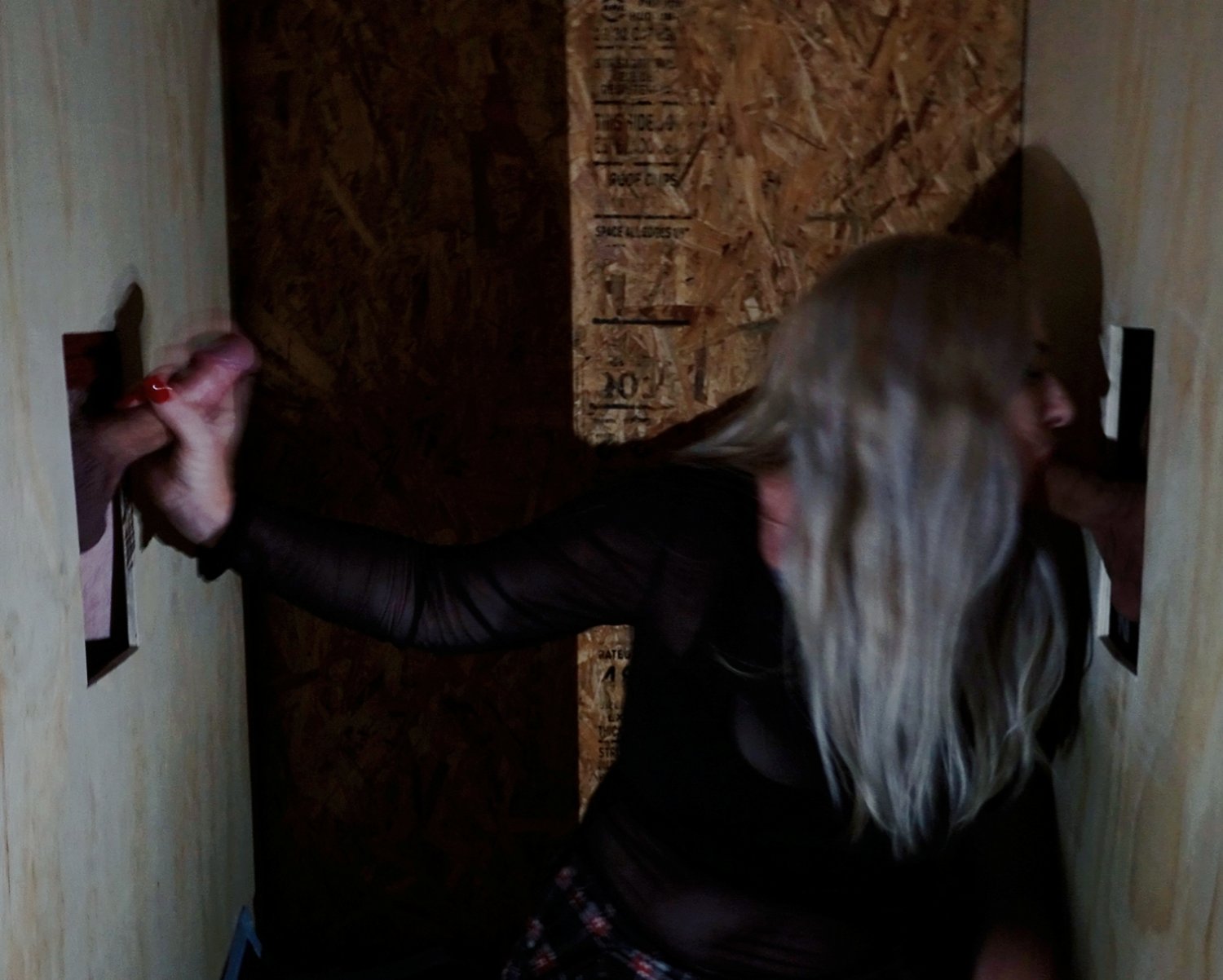 ARIZONA GLORYHOLE FAHIŞESI ABBIE PENIS EMIYOR 24