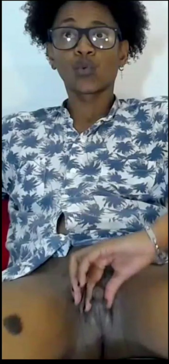 LÉSBICAS COM MAMAS GRANDES AO VIVO 1