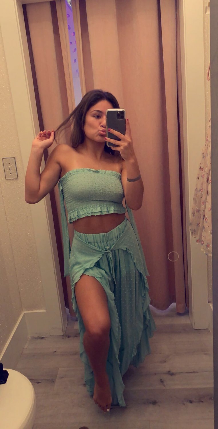 Alyssa war eine tolle Cheerleaderin von der U of Mississippi! pt 1 von zwei 7