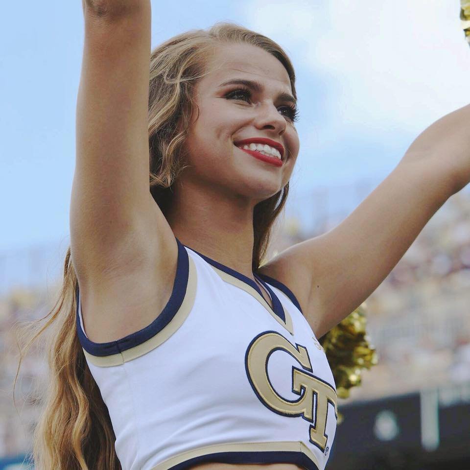 Ujawnienie #295: Drażnienie cheerleaderek 1