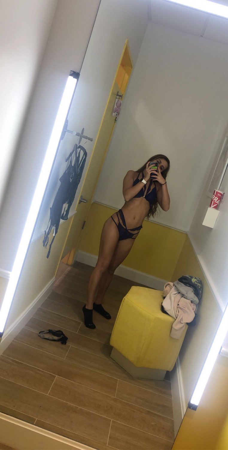 Ujawnienie #295: Drażnienie cheerleaderek 12