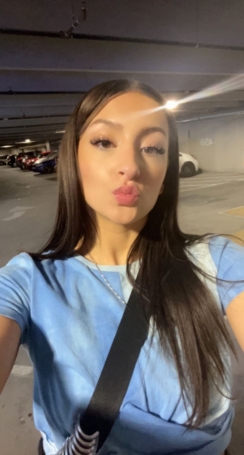 Mia, la animadora 30