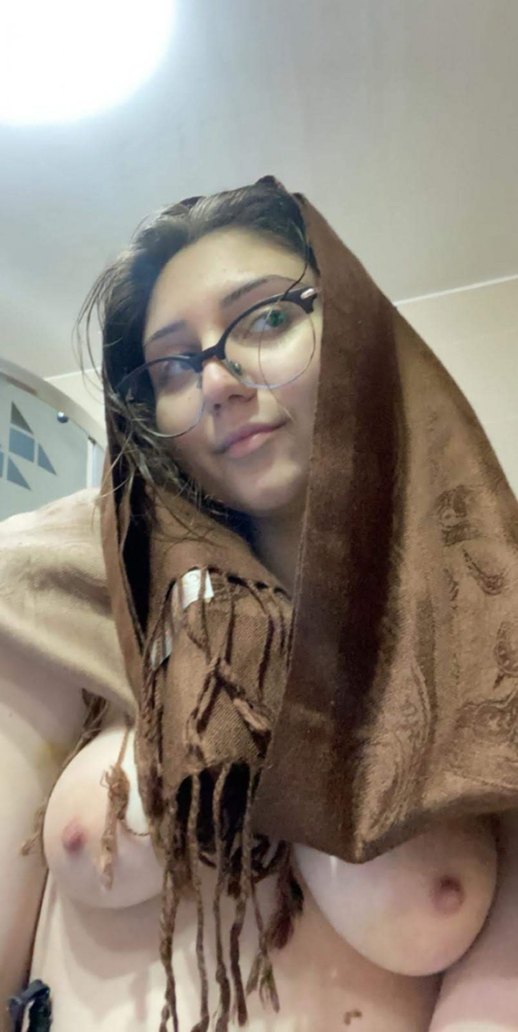 A prostituta turca Irem 25