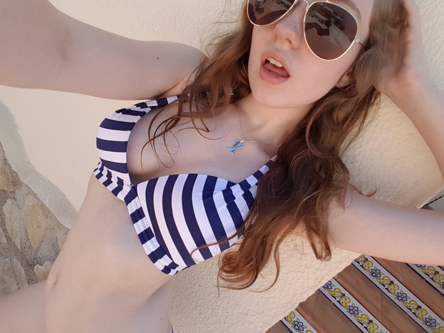 L'adolescente turque Su 18