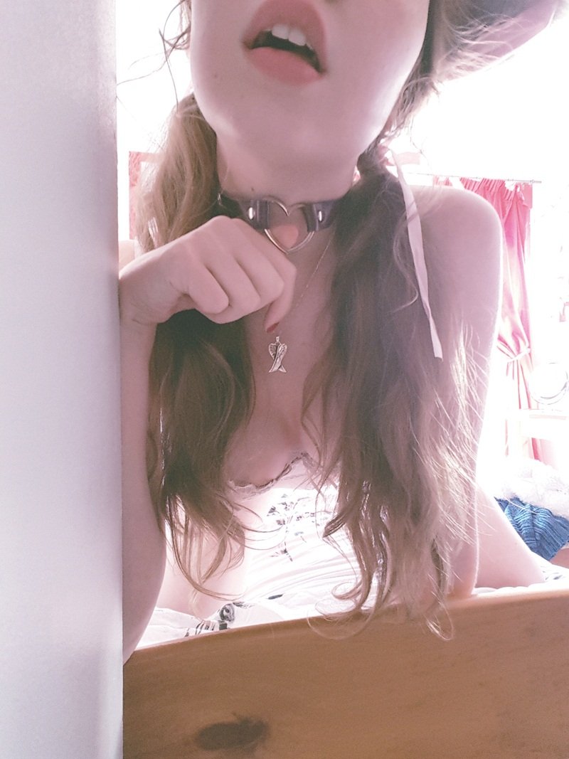 L'adolescente turque Su 24