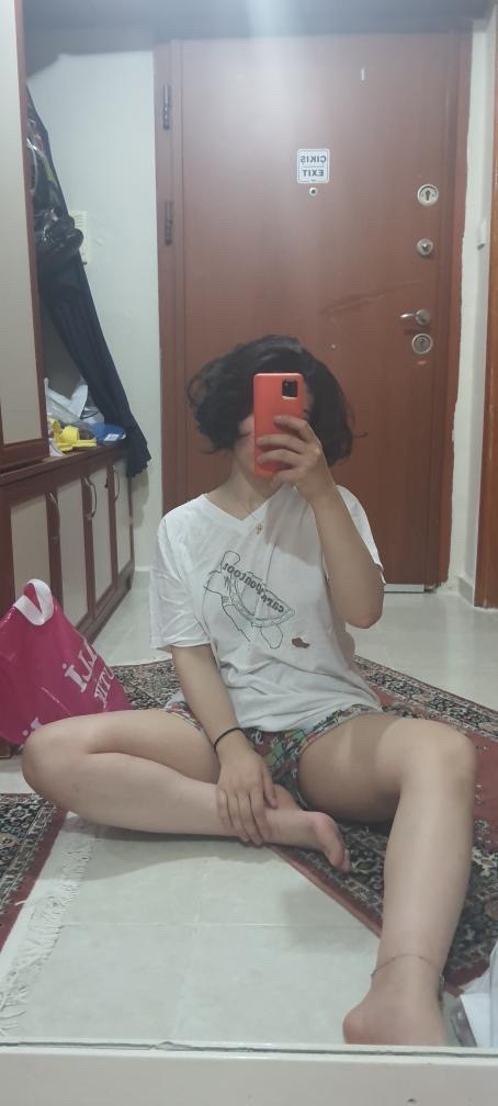 Savory Turkish Hijab Hottie Bll.Polat Shows Off on Insta Selfies 20