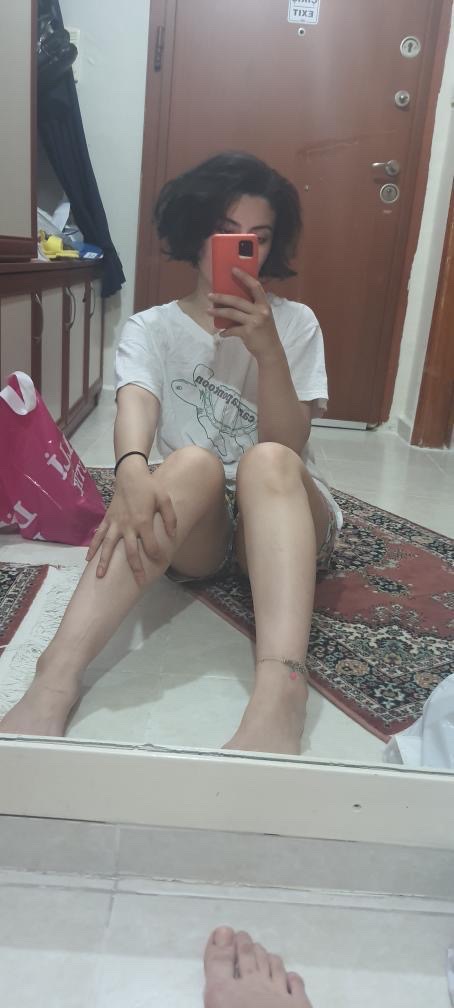 Savory Turkish Hijab Hottie Bll.Polat Shows Off on Insta Selfies 21