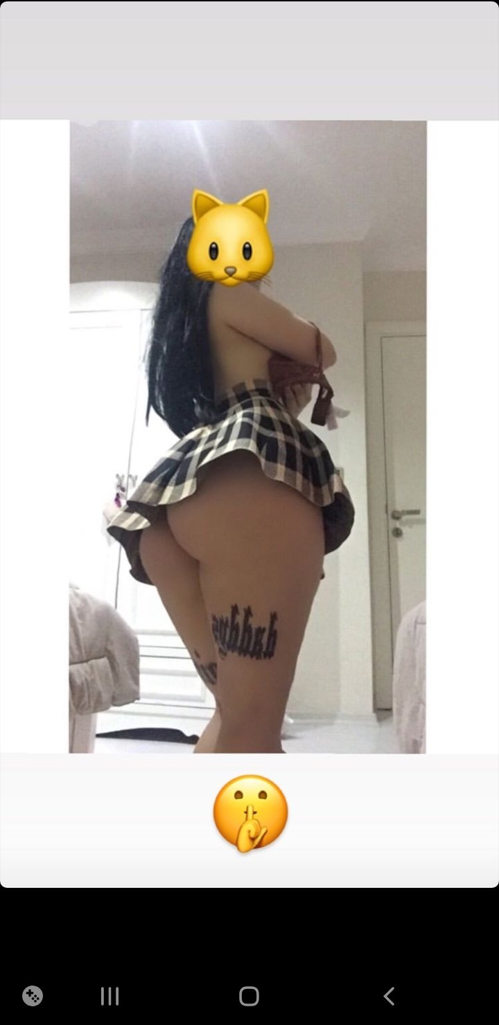 Soczyste rozpustne tureckie nastolatki bimbo nago 10