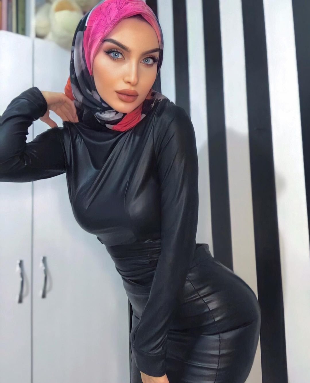 Türk hijabi sariikubraa 3