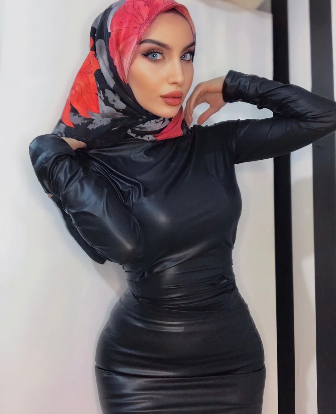 Türk hijabi sariikubraa 4