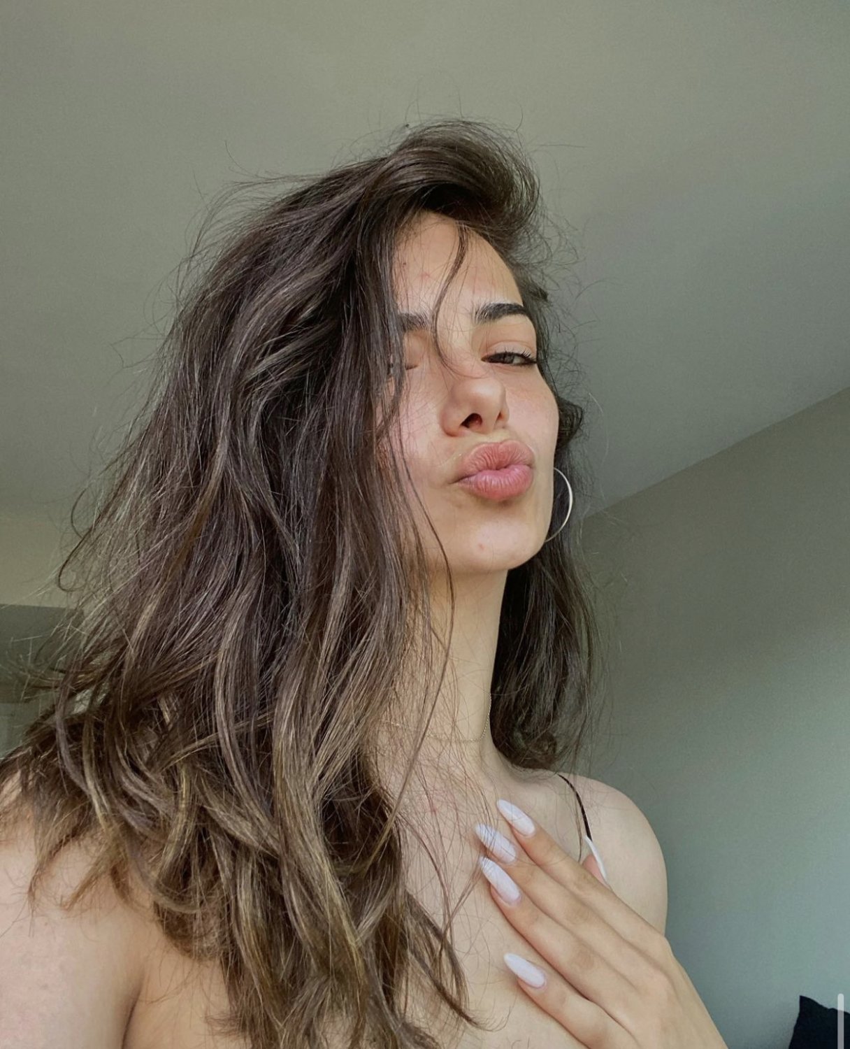 Coqueta turca Beyza te hará semen. Enviame un mensaje sobre ella kik : leobonicci 3