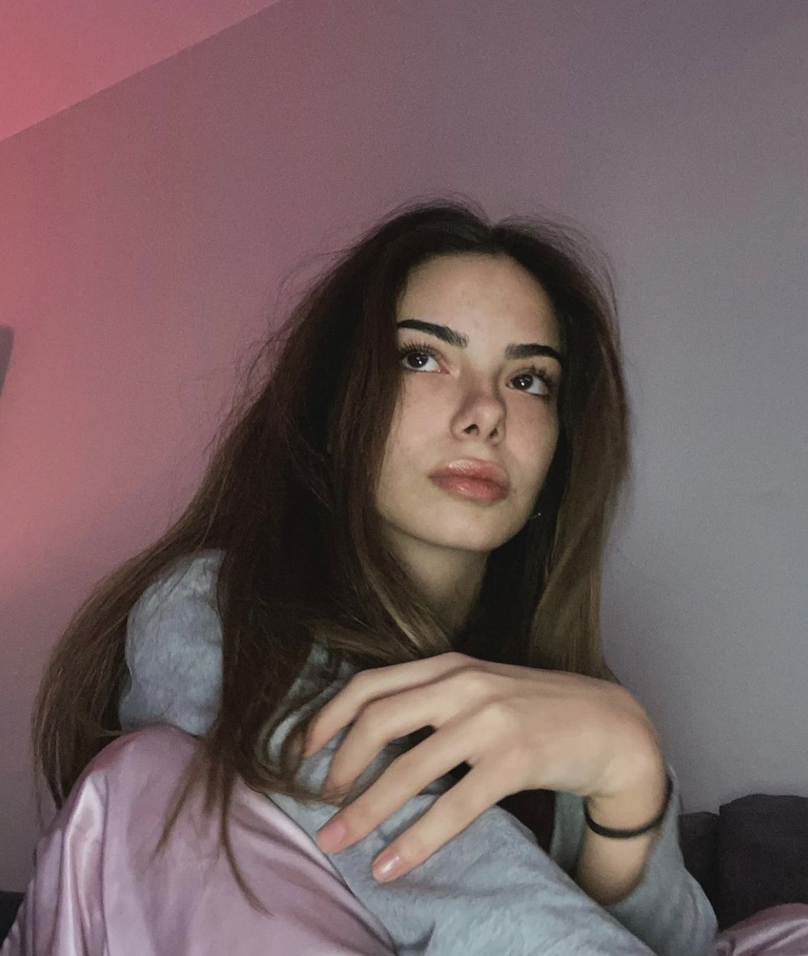 Coqueta turca Beyza te hará semen. Enviame un mensaje sobre ella kik : leobonicci 6