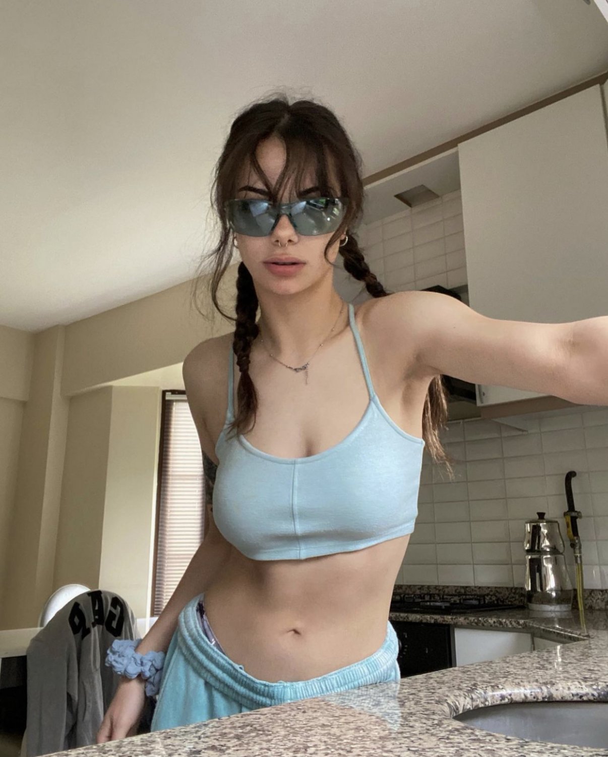 Coqueta turca Beyza te hará semen. Enviame un mensaje sobre ella kik : leobonicci 18