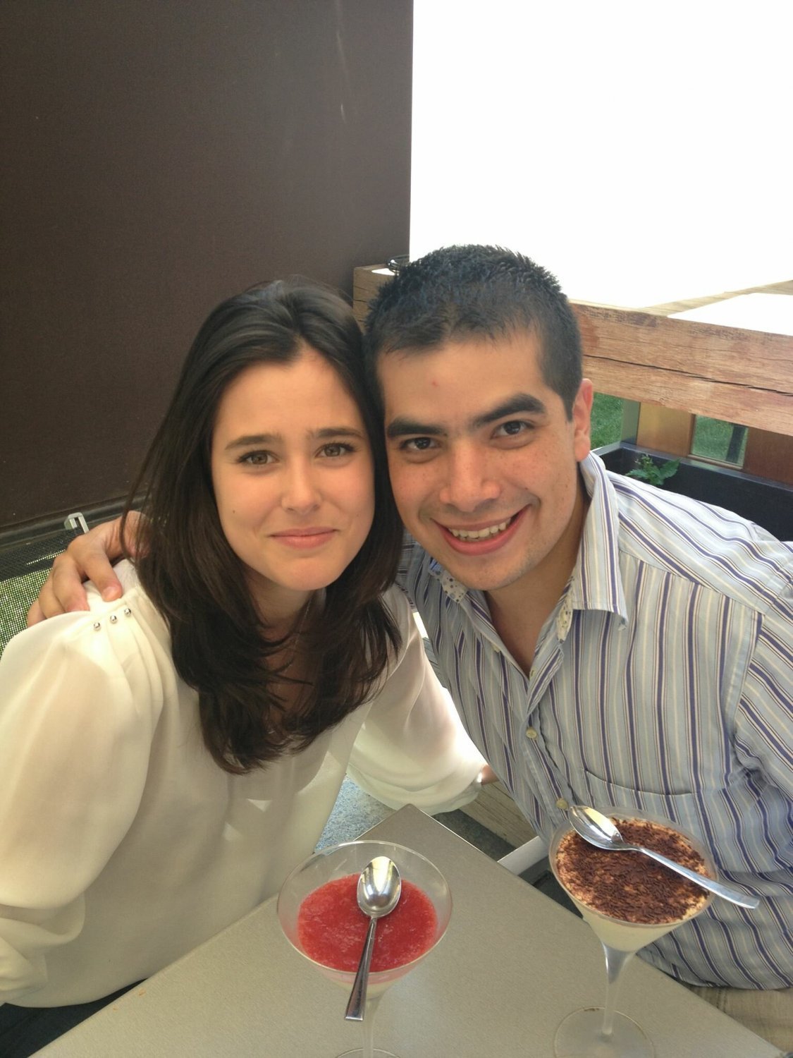 Amateur Girl Takes Facial In Naughty Selfie Session 3