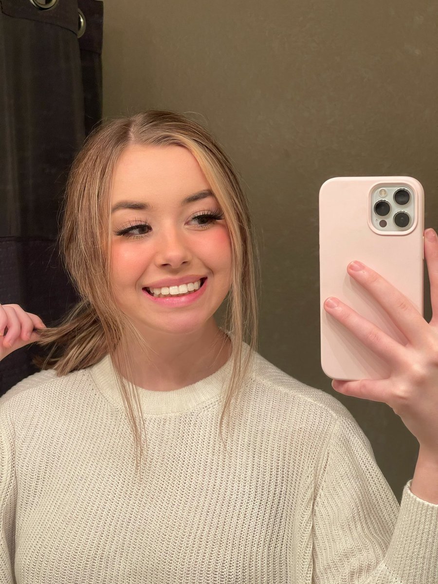 blond ślicznotka i jej BF 2