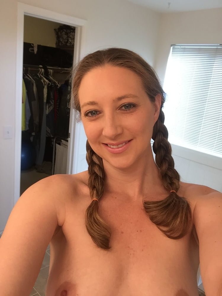 Slutty BDSM MILF Nicole 3